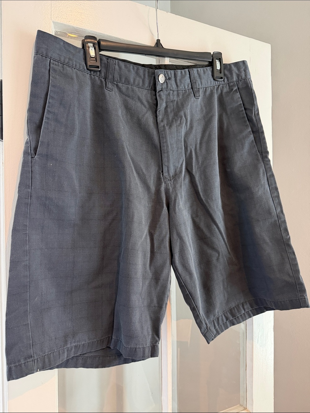 Volcom Men's Navy Flat-Front Cotton Shorts 36